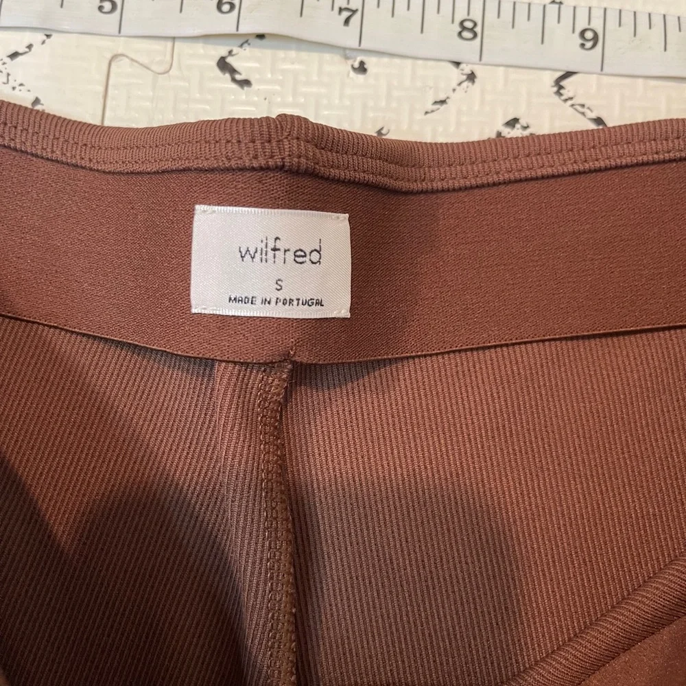 NWOT‎ Aritzia Wlfred Candace flare ribbed pants S